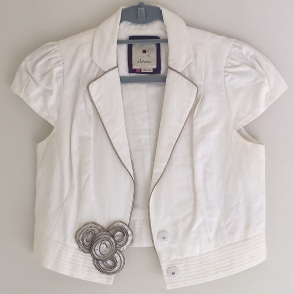 Anthro Elevenses White Bolero w/ Gold Zip Rosettes - Picture 3 of 7